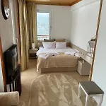 Villa падалото *