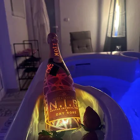 Villa падалото *